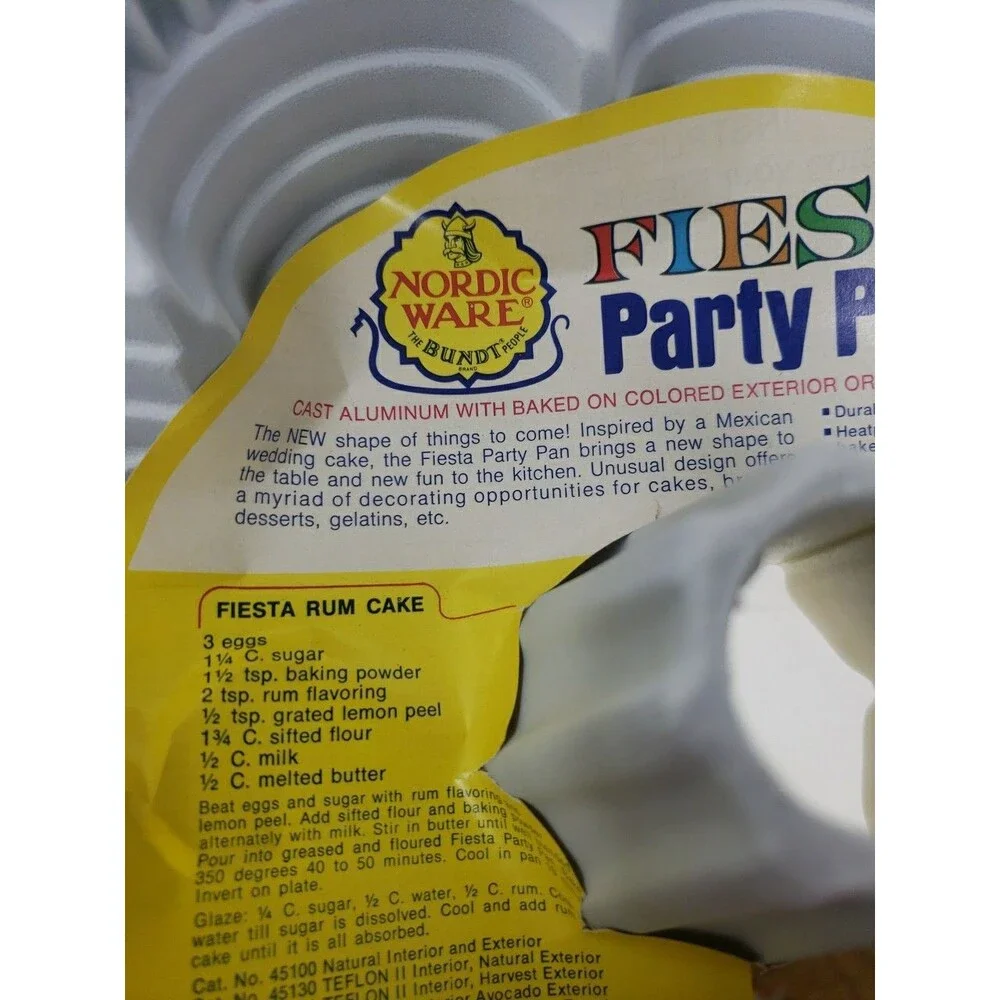 Vintage 1980s Nordic Ware Fiesta Party Pan Cast Aluminum Harvest Gold NOS USA